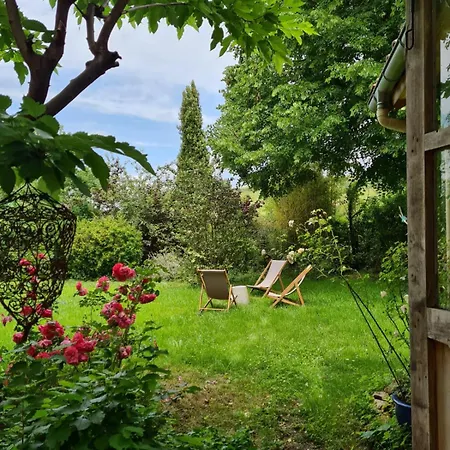D'hotes -l'atelier Du Presbytere Bed & Breakfast