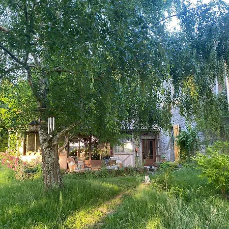 D'hotes -l'atelier Du Presbytere Bed and Breakfast Seignalens
